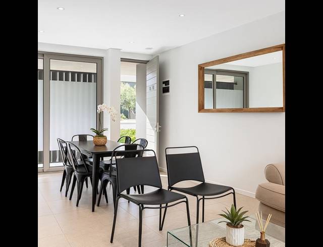 2 BEDROOM PROPERTY TO RENT IN SIBAYA